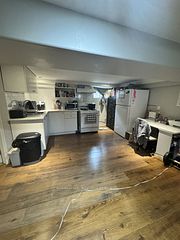 166 Erindale Avenue Bsmnt, Hamilton, ON L8K 4R4