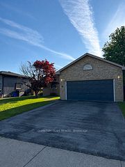 16 Goodwillie Drive, Welland, ON L3C 7C4