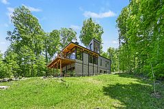 205 Shady Maple Road, McNab/Braeside, ON K0J 1G0