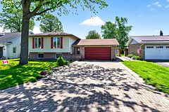 525 Pine Street E, Gananoque, ON K7G 2Z2