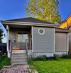 16 Cumming Street, St. Catharines, ON L2S 1H7