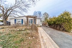 21 SOUTHVIEW Crescent, Cityview - Parkwoods Hills - Rideau Shore, ON K2E 5R4