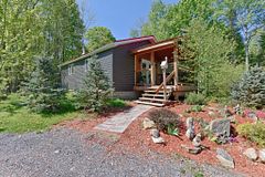 593 Inglis Road, Greater Madawaska, ON K7V 3Z9