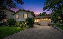 4084 Bluepoint Drive, Plympton-Wyoming, ON N0N 1J6
