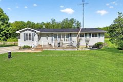1404 Hallecks Road E, Elizabethtown-Kitley, ON K6V 5T3