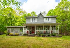 1067 Hillside Crescent, Lake of Bays, ON P1H 2J6