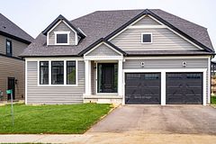 102 Reed Way, Blue Mountains, ON L9Y 4P5