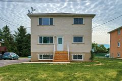 103 DAY Street 3, Kingston, ON K7K 4Y3