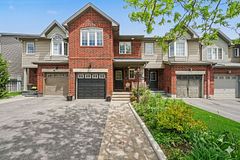 330 Laguna Street, Leitrim, ON K1T 0L1