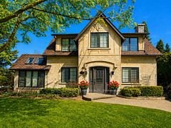 139 PLEASANT PARK Road, Alta Vista and Area, ON K1H 5M4