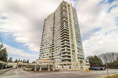 1480 Riverside Drive 905, Alta Vista and Area, ON K1G 5H2
