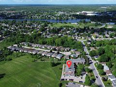 40 Pearl Street 115, Smiths Falls, ON K7A 5B5