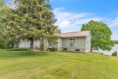 124 Richardson Lane, Prince Edward County, ON K0K 2T0