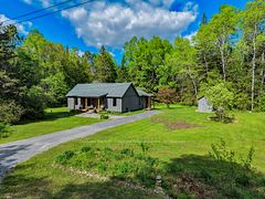 247 OLD NORTH Road, Huntsville, ON P1H 2J4