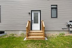 525 Tahoe Heights B, Leitrim, ON K1T 0W1