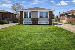 17 Nightingale Drive, North Bay, ON P1A 2R1