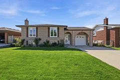 64 EASTBURY Drive, Hamilton, ON L8E 2V4