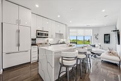 690 King Street W 623, Kitchener, ON N2H 5L8