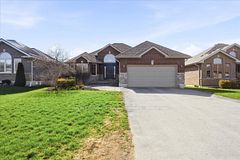 108 Parkview Heights, Quinte West, ON K8V 0A3