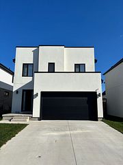 176 Winlow Way, Middlesex Centre, ON N0L 1R0