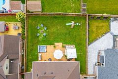 17 Mitchell Crescent, Mono, ON L9W 6W6
