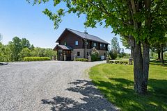 19067 Highway 7, Tay Valley, ON K7H 3C6