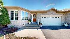 62 Ellesmeer Avenue, Kingston, ON K7P 3H8
