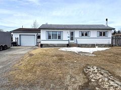 18 Lloyd Irwin Street, Marathon, ON P0T 2E0