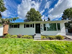 306 Wilde Street, Dryden, ON P8N 3A9