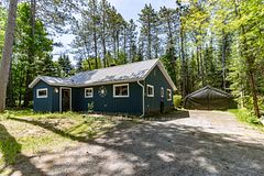 290 South Waseosa Lake Road, Huntsville, ON P1H 2N5