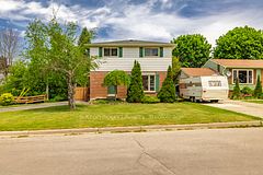 1038 11th Street E, Owen Sound, ON N4K 5V6