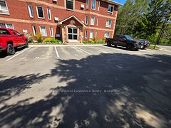661 Cedar Lane 102C, Bracebridge, ON P1L 1N9