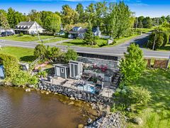 162 Front Road W, Champlain, ON K0B 1K0