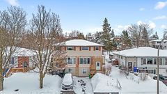 2048 Walker Avenue, Peterborough, ON K9L 1S1