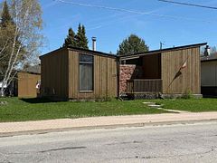 133 Memorial Avenue, Dryden, ON P8N 2M4