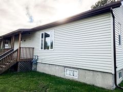 11 Pugsley Street, Red Lake, ON P0V 2M0