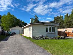 25 Coveney Street, Marathon, ON P0T 2E0