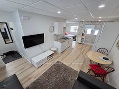 84 Machar Ave, Thunder Bay, ON P7B 2Y6