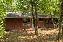 40 Ottilie Road, Lake of the Woods, ON P0W 1J0
