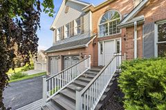 11 Gibson Place, Port Hope, ON L1A 4G8