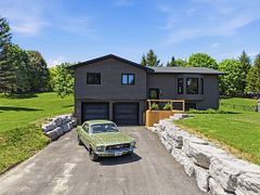 33 Main Street, Amaranth, ON L9W 3Z3