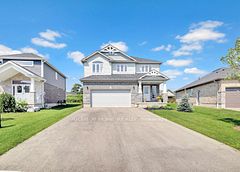 135 Stephenson Way, Minto, ON N0G 2P0