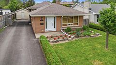 18 Plaza Square, Belleville, ON K8N 4J3