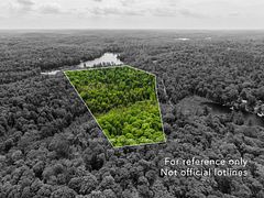 1045 North Pine Drive, Lake of Bays, ON P0B 1A0