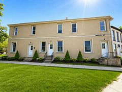 2 Brock Street, Hamilton, ON L8L 8C5