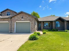219 Stickel Street, Saugeen Shores, ON N0H 2C1