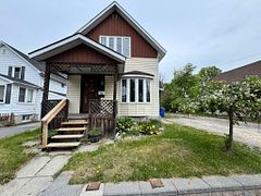 1528 Cassells Street, North Bay, ON P1B 4C4