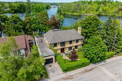 82 Dublin Street, Peterborough, ON K9H 3A9