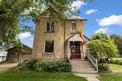 95 John Street S, Minto, ON N0G 1Z0