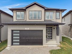24 Moon Crescent, Cambridge, ON N1S 5B4